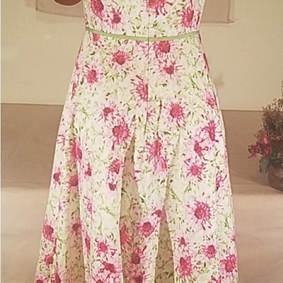 Carmen Marc Valvo Cream Sundress with Spaghetti Straps - Picture 2 of 9